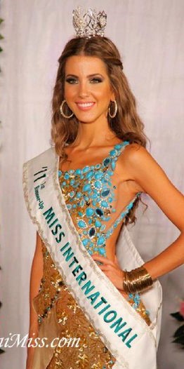 Evening Gown Miss International Jessica Barboza